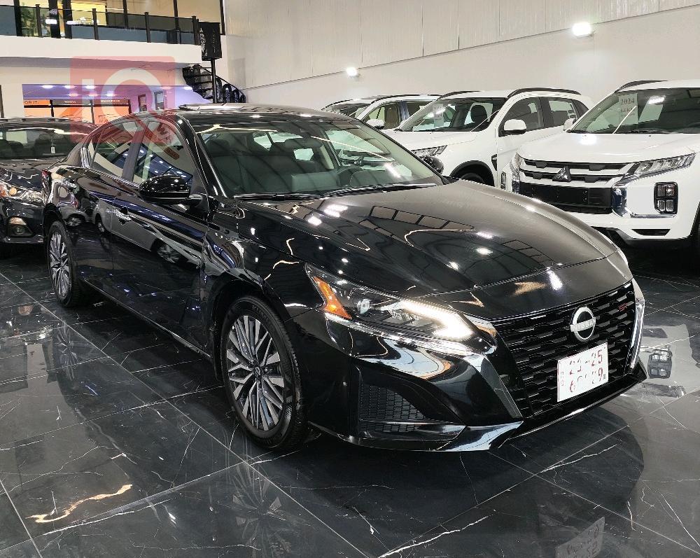 نیسان ئەلتیما